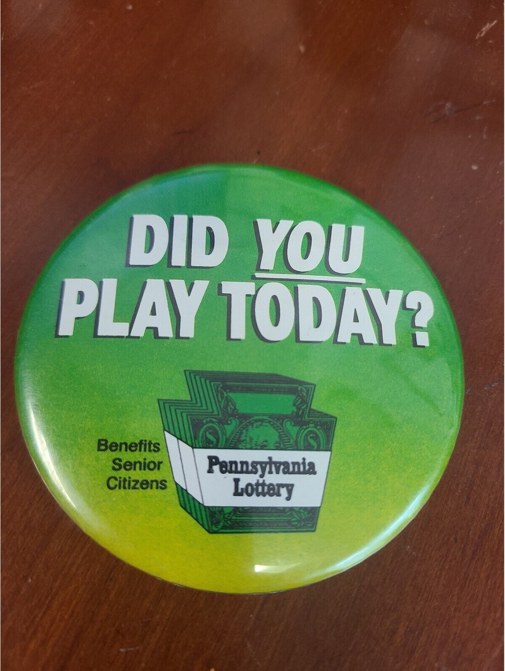 Pennsylvania Lottery Promotional Pinback Button Vintage 1970s/80s EUC 3"